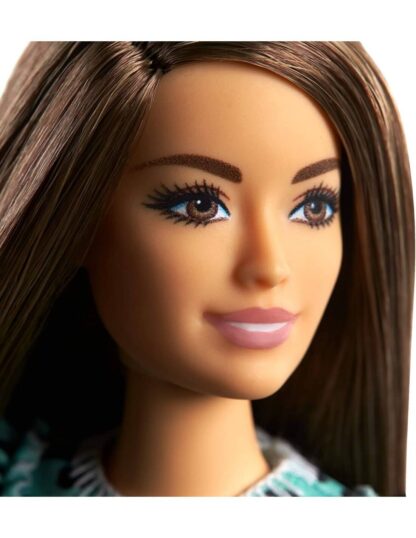 barbie-fashionistas-doll-num-149-with-long-brunette-hair-wearing-graphic-black-aqua-polka-dot-dress (2)